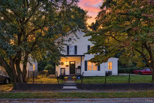 707 Jackson ST