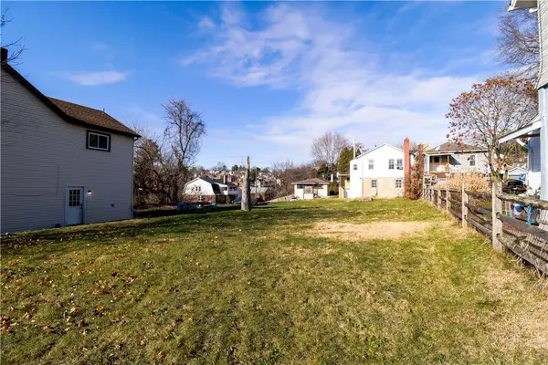 529 Church St, Carnegie, PA 15106