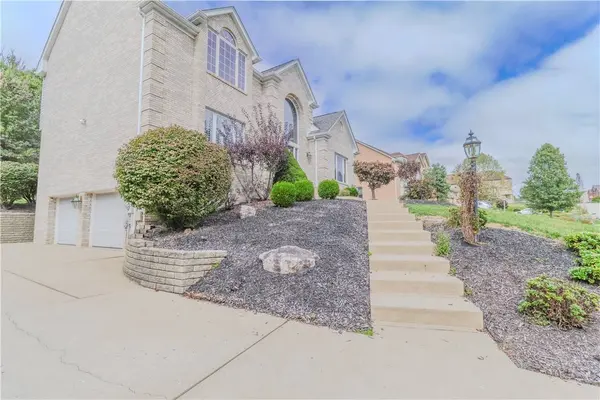 225 William Dr, North Strabane, PA 15317