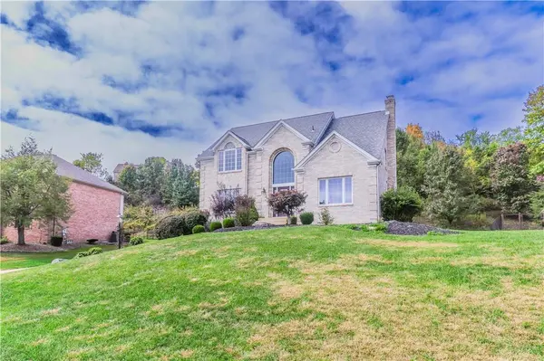 225 William Dr, North Strabane, PA 15317