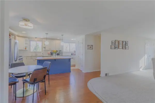 739 Linda Dr, Brookline, PA 15226