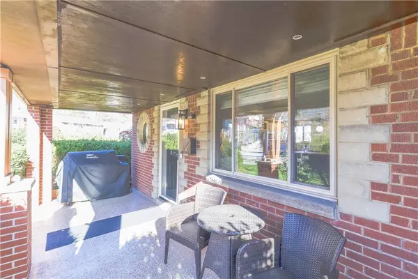 739 Linda Dr, Brookline, PA 15226