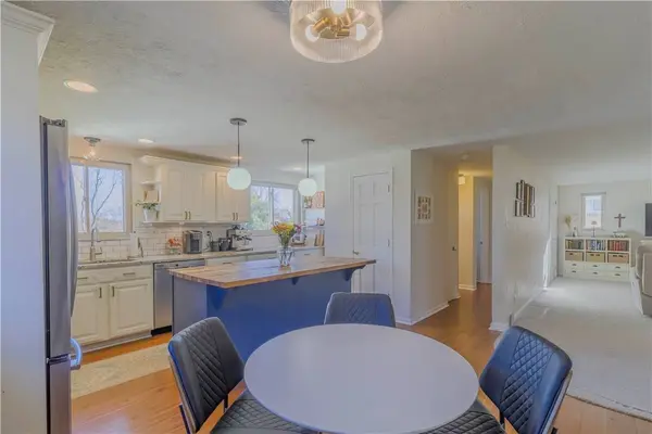 739 Linda Dr, Brookline, PA 15226