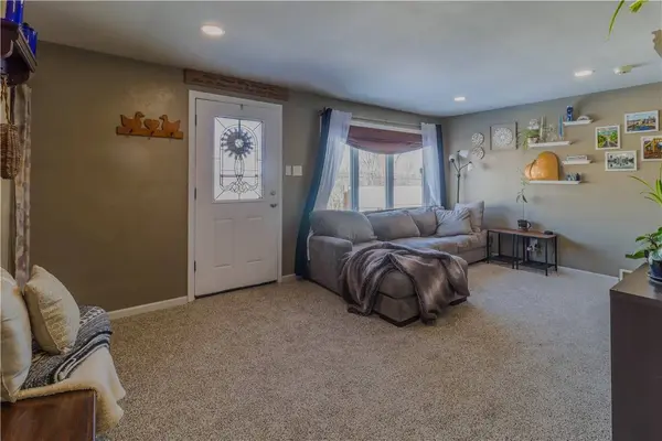 475 Ridgemont Dr, Banksville/westwood, PA 15220