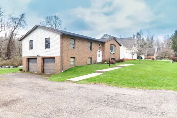 130 Spruce Dr, Wheeling, WV 26003