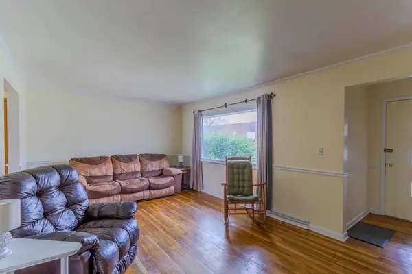 1205 Wheeling Avenue, Glen Dale, WV 26038