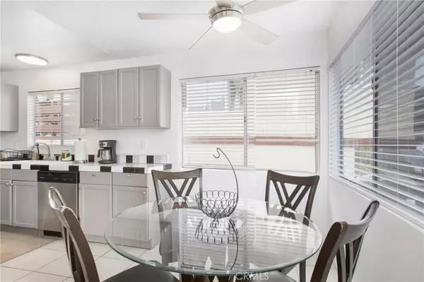 140 Avenida Algodon #B, San Clemente, CA 92672