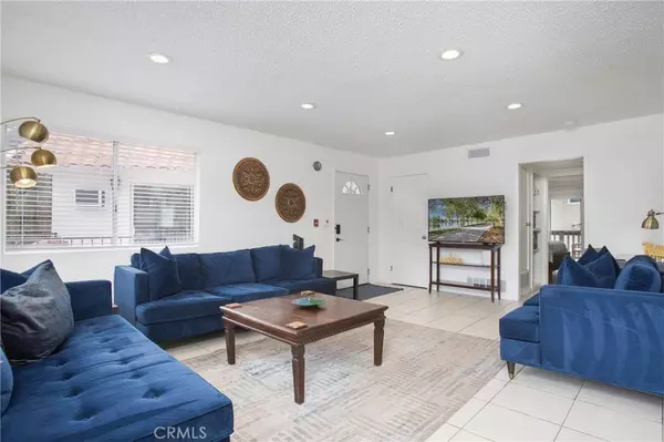 140 Avenida Algodon #B, San Clemente, CA 92672