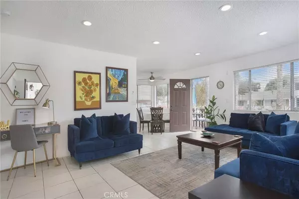 140 Avenida Algodon #B, San Clemente, CA 92672