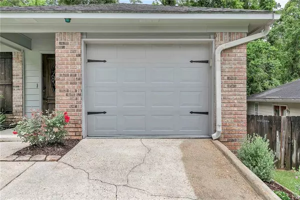 5644 Bentley CT, Mobile, AL 36609