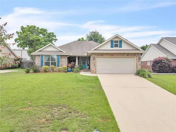 21792 Eastbrook ST, Fairhope, AL 36532