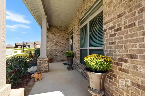 2350 Clairmont Drive, Semmes, AL 36575