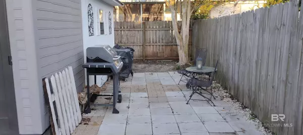 1887 Suavez Drive, Lillian, AL 36549-5268