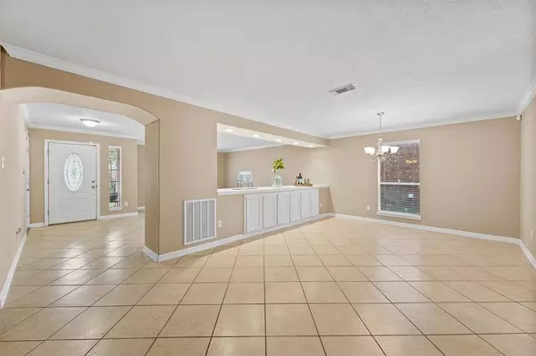 1231 Kings Creek TRL, Missouri City, TX 77459