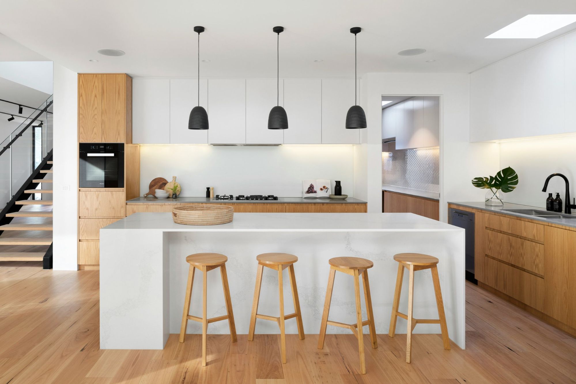Bottom Kitchen