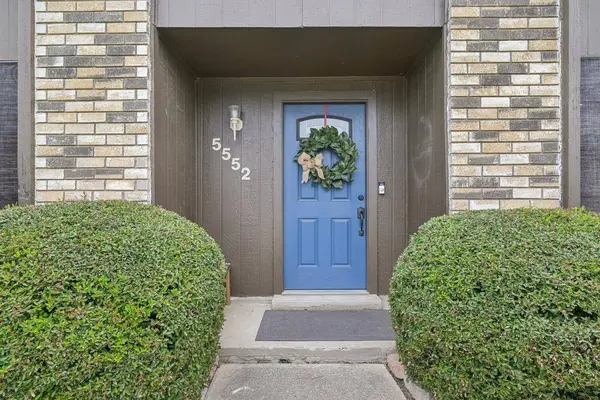 5552 Squires Drive, The Colony, TX 75056