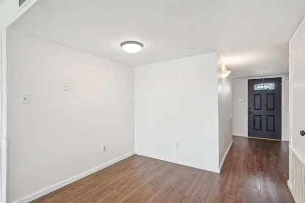 5552 Squires Drive, The Colony, TX 75056