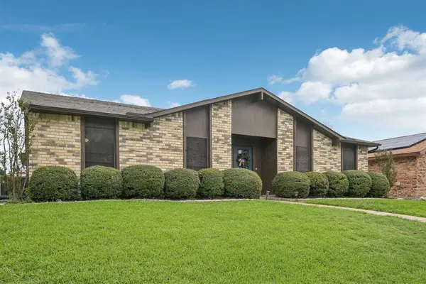 5552 Squires Drive, The Colony, TX 75056