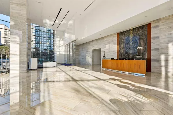 3130 N Harwood Street #705, Dallas, TX 75201