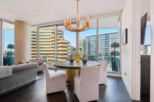 3130 N Harwood Street #705, Dallas, TX 75201