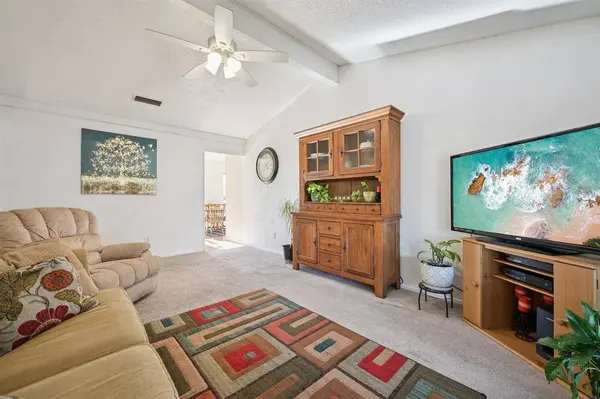 1021 Pleasant Valley Road, Garland, TX 75040