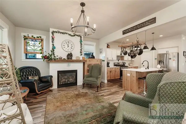 1827 Annas Garden LN, Billings, MT 59101
