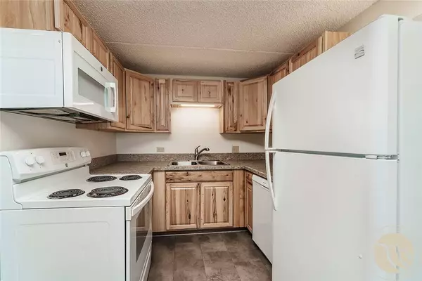 300 N 25th ST, Billings, MT 59101