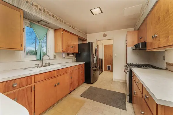 15 S Crestwood DR, Billings, MT 59102