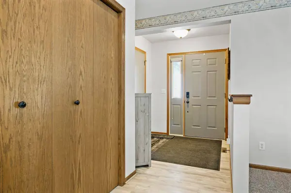 1122 Virdon Drive, Sun Prairie, WI 53590