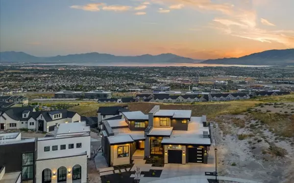 Living in Lehi,Paige Steckling