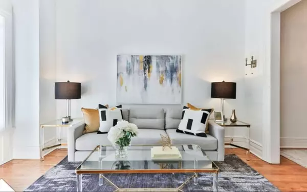 Capitalizing on Opportunities: Luxury Properties During Economic Downturns,Paige Steckling