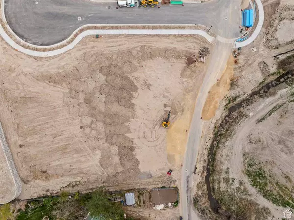 1071 W KINGS LANDING CT #5, South Jordan, UT 84095