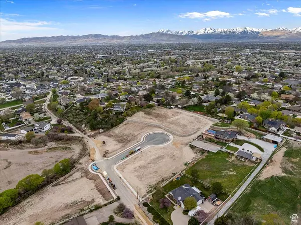 1071 W KINGS LANDING CT #5, South Jordan, UT 84095