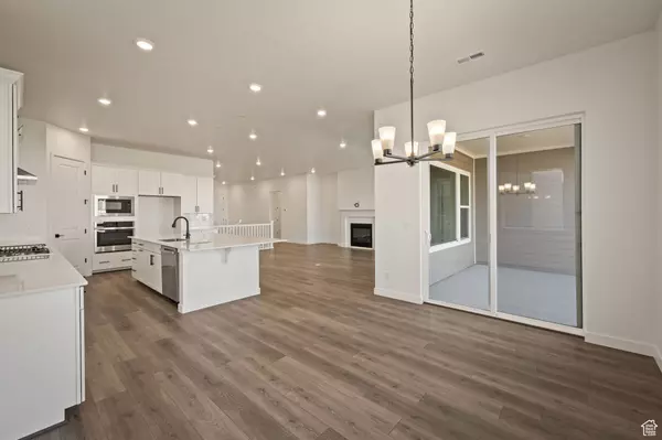 272 E POLARIS DR #111, Saratoga Springs, UT 84045