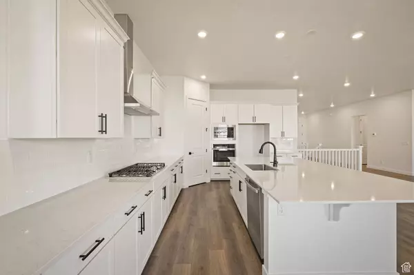 272 E POLARIS DR #111, Saratoga Springs, UT 84045