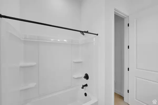 234 E POLARIS DR #108, Saratoga Springs, UT 84045