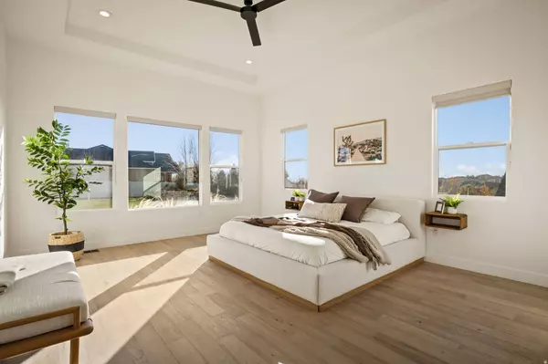 6447 W SUNRISE DR, Highland, UT 84003