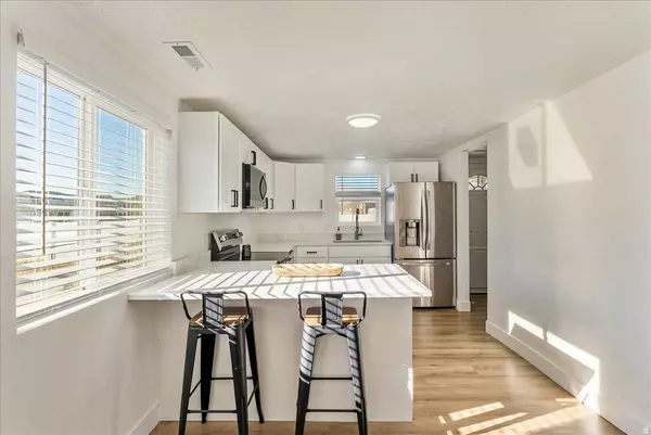 1977 N 1300 W, Pleasant Grove, UT 84062