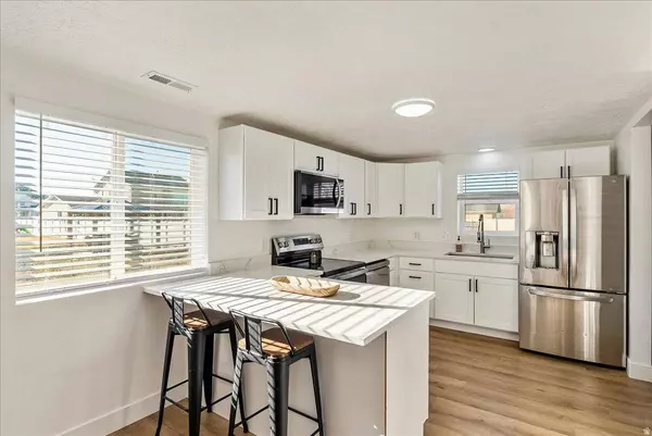 1977 N 1300 W, Pleasant Grove, UT 84062