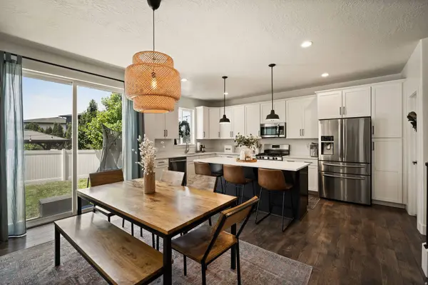 15388 S GOODING LN, Bluffdale, UT 84065