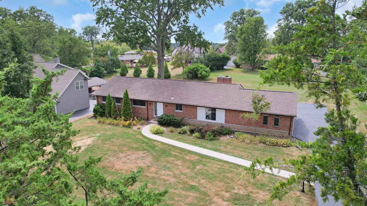 St Louis, MO 63141-7852,40 Country Fair Ln