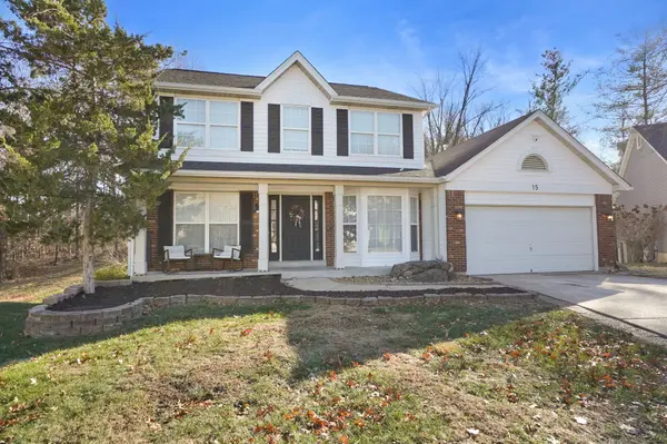 15 Marymount Ct, Valley Park, MO 63088-2304