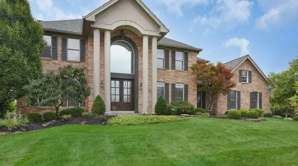2167 Riding Trail Dr, Chesterfield, MO 63005-5401