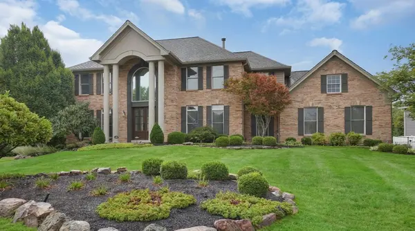 2167 Riding Trail Dr, Chesterfield, MO 63005-5401