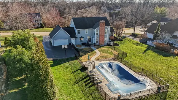 16427 Brandsford Pt, Chesterfield, MO 63005-4548