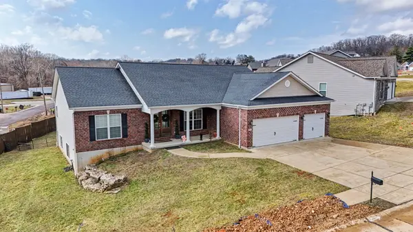 1702 Springbrook Dr, Barnhart, MO 63012-1916