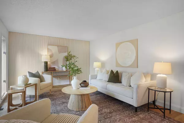 342 Clayton Trails Dr, Ellisville, MO 63011-2057