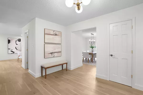 342 Clayton Trails Dr, Ellisville, MO 63011-2057