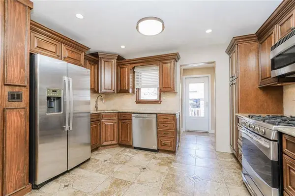 1917 East 37 ST, Brooklyn, NY 11234