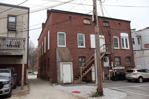 416 Central ST, Franklin, NH 03235